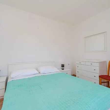 Mlado Privlaka (Zadar)