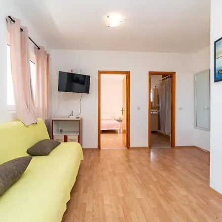 Mlado Privlaka (Zadar)