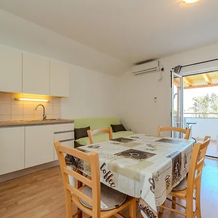 Mlado Privlaka (Zadar)